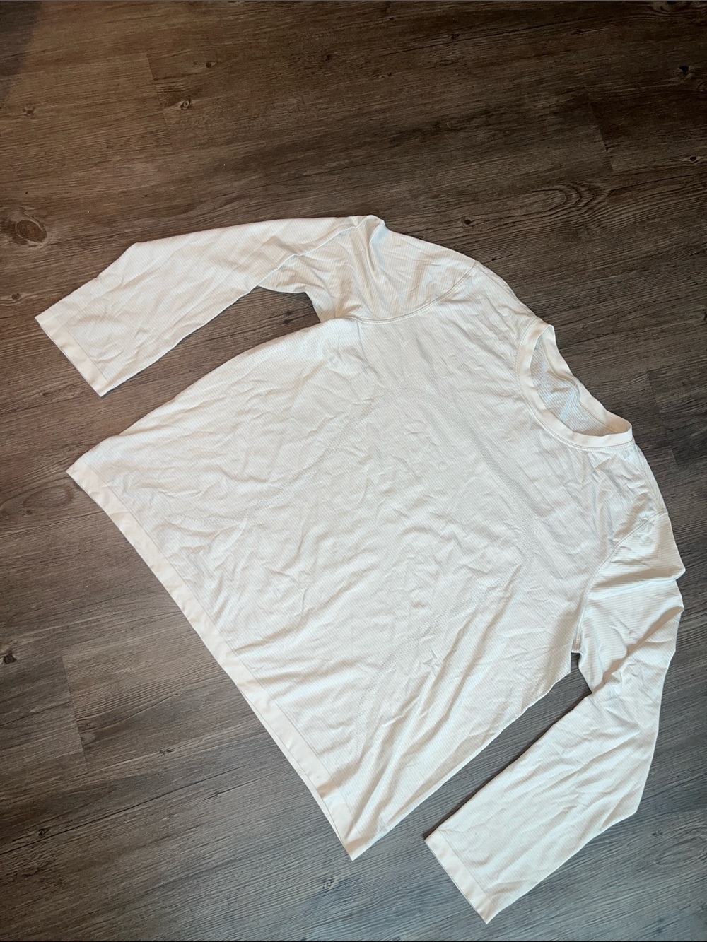 LULULEMON Long Sleeve Crewneck